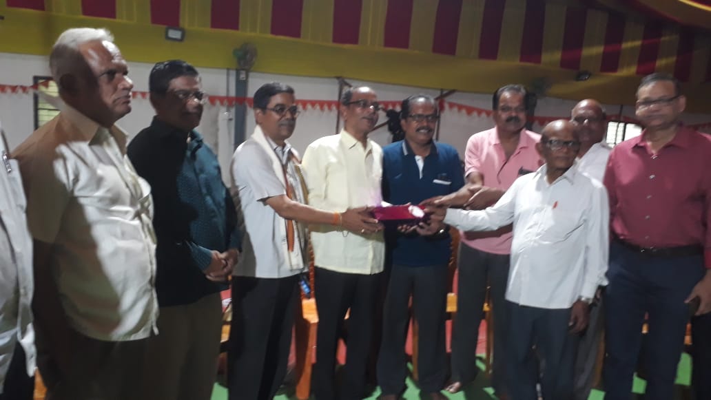 Honouring Dr. Jayanth Kumar for organising the Indipedence day programs